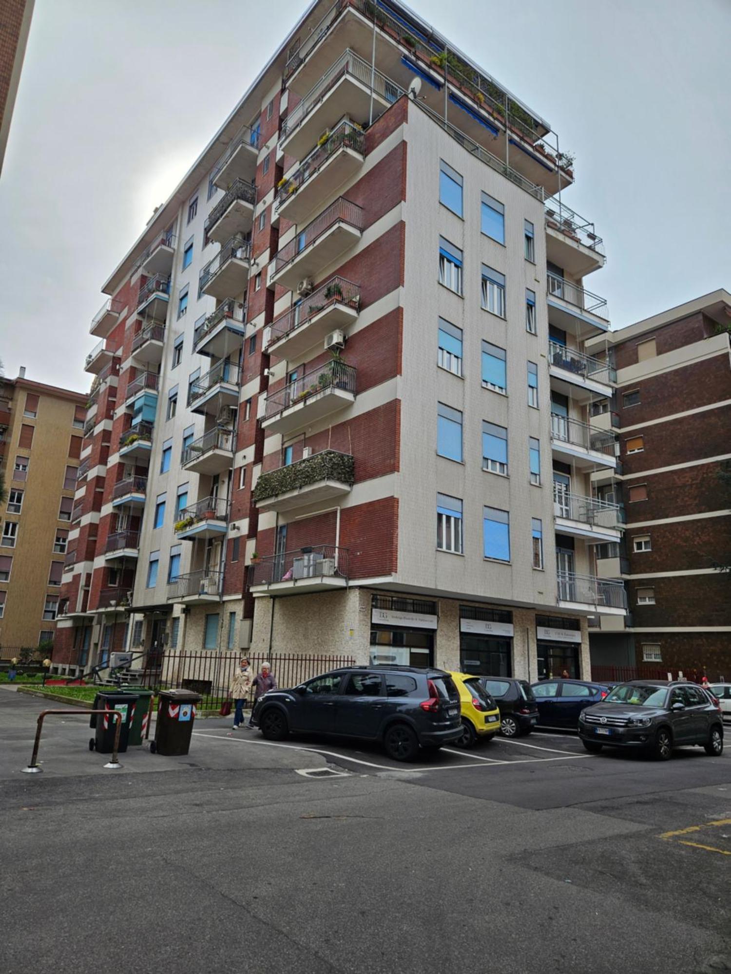 Guesthouse - Metro M1 Sesto Rondo سستو سان جوفاني المظهر الخارجي الصورة